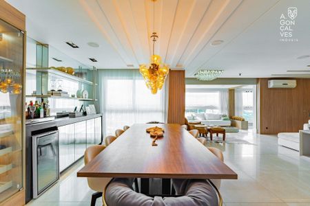 4_photo/94dce221f1.1f323a2c858df8fc-ATLAS-b711e02d-53fa-4cc1-8f63-2f6caab6d6b7.jpg de apartamento à venda com 3 quartos, 266m² em Cidade Industrial de Curitiba, Curitiba