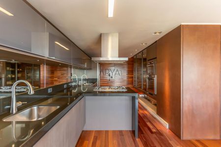 9_photo/94dce221f1.2b9cc8de2dd4deea-ATLAS-36f0e565-7f20-4931-9b49-788b2303eaca.jpg de apartamento à venda com 4 quartos, 266m² em Cidade Industrial de Curitiba, Curitiba