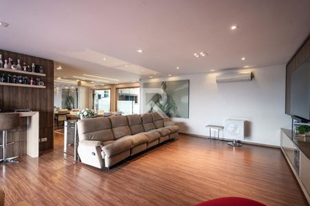 6_photo/94dce221f1.f3ebec1ec84f0b82-ATLAS-222f2636-6ce3-415f-a65b-699dacee8ffb.jpg de apartamento para alugar com 3 quartos, 228m² em Cidade Industrial de Curitiba, Curitiba