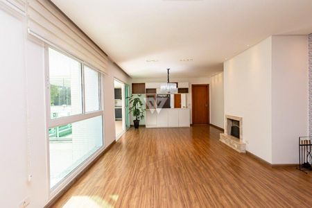 7_photo/94dce22205.7df0f4c88d8e9e2b-ATLAS-7ece30c4-099e-4ffc-9dec-fe8f3f25639d.jpg de apartamento à venda com 3 quartos, 175m² em Campina do Siqueira, Curitiba