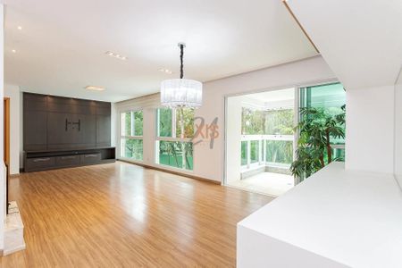 2_photo/94dce22205.a92b4b06350bfbab-ATLAS-4f6a4df6-12e7-45d2-beb4-7f70e42b7103.jpg de apartamento à venda com 3 quartos, 174m² em Campina do Siqueira, Curitiba