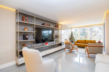 11_photo/94dce2223d.1fbd758df7c3f031-ATLAS-29e16206-e5c2-43ee-af57-41e8e4ecf7f1.jpg de apartamento para alugar com 4 quartos, 260m² em Ecoville, Curitiba