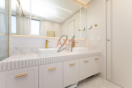 2_photo/94dce2223d.1fbd758df7c3f031-ATLAS-625bcfe5-42ed-42bf-a7e9-bdcab959fba1.jpg de apartamento para alugar com 4 quartos, 255m² em Ecoville, Curitiba