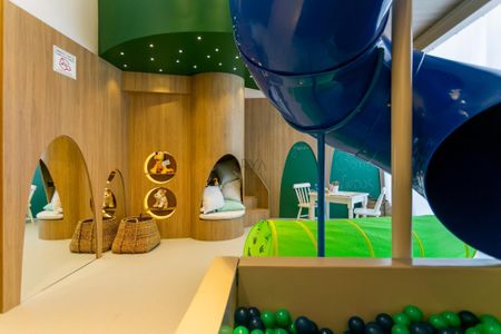 8_photo/94dce2223d.23105508cfb04a68-ATLAS-1d215b5c-e5a1-4305-8d5d-25f5ec238601.jpg de apartamento à venda com 4 quartos, 473m² em Campo Comprido, Curitiba