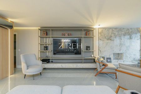 2_photo/94dce2223d.2f7efa9225876db3-ATLAS-0b98d5f1-edda-4807-97e8-9f0985a59ee6.jpg de apartamento para alugar com 4 quartos, 206m² em Ecoville, Curitiba