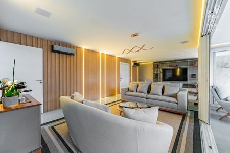 13_photo/94dce2223d.2f7efa9225876db3-ATLAS-57f1ecd8-e0b4-4736-ae2d-d3cd6faa95e2.jpg de apartamento para alugar com 4 quartos, 206m² em Ecoville, Curitiba