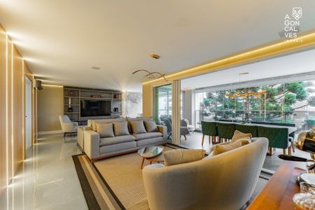 3_photo/94dce2223d.2f7efa9225876db3-ATLAS-7655a8fe-b407-49e8-911e-b27c2bb779ea.jpg de apartamento para alugar com 4 quartos, 206m² em Ecoville, Curitiba