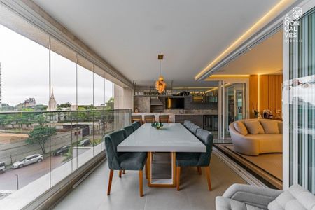 2_photo/94dce2223d.2f7efa9225876db3-ATLAS-7e5da80a-6a85-490b-a4a2-e89a3edae243.jpg de apartamento para alugar com 4 quartos, 206m² em Ecoville, Curitiba