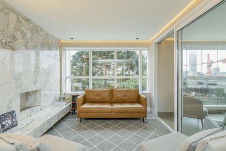 5_photo/94dce2223d.2f7efa9225876db3-ATLAS-dde1ee01-d855-41f5-b389-ce7000fe9d0c.jpg de apartamento à venda com 4 quartos, 261m² em Ecoville, Curitiba