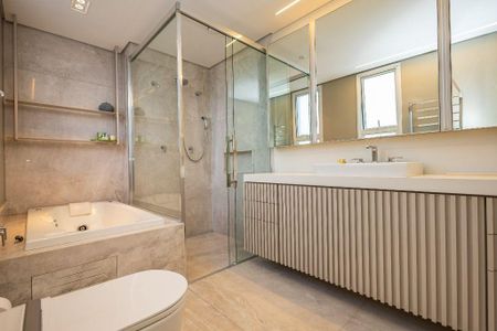 10_photo/94dce2223d.d372a4ff45cbfb6c-ATLAS-5aa23212-0aa7-4cd6-a1ca-318c8acf4d65.jpg de apartamento à venda com 4 quartos, 255m² em Campo Comprido, Curitiba