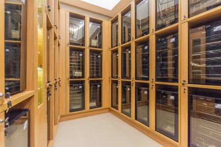 28_photo/94dce2223d.e48f012a66716d83-ATLAS-5bb430e4-9830-4bab-8ee1-e1a072bb41b4.jpg de apartamento à venda com 4 quartos, 478m² em Ecoville, Curitiba