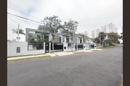 3_photo/94dce2229b.07fb07773285f6be-ATLAS-a8ff1a3e-a8fc-4c60-a2e2-177878bce516.jpg de casa à venda com 3 quartos, 175m² em Campo Comprido, Curitiba