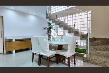 8_photo/94dce22329.27d29237d369bd45-ATLAS-5768c7e6-0f7a-4e6c-bf56-350b44757b9e.jpg de casa de condomínio à venda com 4 quartos, 601m² em Campo Comprido, Curitiba