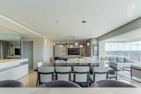 5_photo/94dce2240b.2bb014d9a12ef467-ATLAS-e317e433-3332-4119-b989-b26ca6a1b575.jpg de apartamento para alugar com 3 quartos, 169m² em Campo Comprido, Curitiba