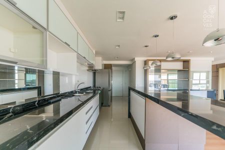 7_photo/94dce2240b.54d442643f01c33d-ATLAS-3a42ce30-4e90-4e5f-a8fd-f95a5d83d5cd.jpg de apartamento para alugar com 3 quartos, 169m² em Campo Comprido, Curitiba