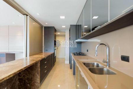 11_photo/94dce2240b.7a37549eceeba21f-ATLAS-6ddfeb28-a0ce-49b4-b7e0-4f843dec987c.jpg de apartamento à venda com 3 quartos, 169m² em Campo Comprido, Curitiba