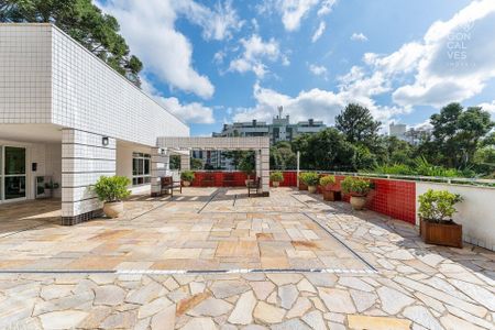 3_photo/94dce2241b.30d78e4773cbc2dd-ATLAS-0aaef638-ef03-4211-a9ef-44f4fe4f8cdd.jpg de apartamento à venda com 3 quartos, 103m² em Campina do Siqueira, Curitiba