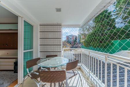 4_photo/94dce2241b.30d78e4773cbc2dd-ATLAS-0b457dd6-bad5-4678-a107-2c7e2082daa8.jpg de apartamento à venda com 3 quartos, 103m² em Campina do Siqueira, Curitiba