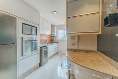 8_photo/94dce2241b.30d78e4773cbc2dd-ATLAS-2070c1e4-47ce-43ef-9e1d-ab4edb392deb.jpg de apartamento à venda com 3 quartos, 103m² em Campina do Siqueira, Curitiba