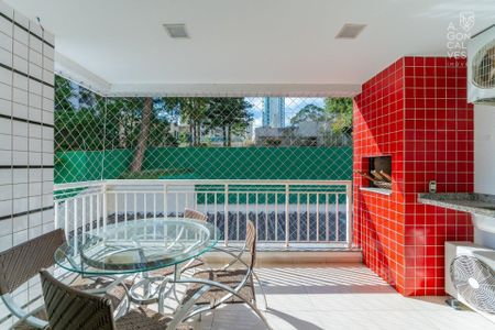 8_photo/94dce2241b.30d78e4773cbc2dd-ATLAS-42e9e3e5-1dc4-4fa0-90f5-40d96c963dfb.jpg de apartamento à venda com 3 quartos, 103m² em Campina do Siqueira, Curitiba