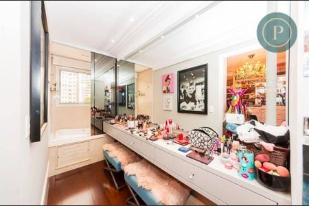 12_photo/94dce22443.06fa7d913d800fa7-ATLAS-7c6f6d8a-6f23-4e60-8828-64171875e370.jpg de apartamento à venda com 4 quartos, 373m² em Campo Comprido, Curitiba