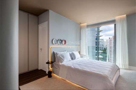 4_photo/94dce22459.385ead8a41557d2a-ATLAS-3cc229b4-cd32-4bb6-abbf-812aa6a5510e.jpg de apartamento à venda com 4 quartos, 342m² em Campo Comprido, Curitiba