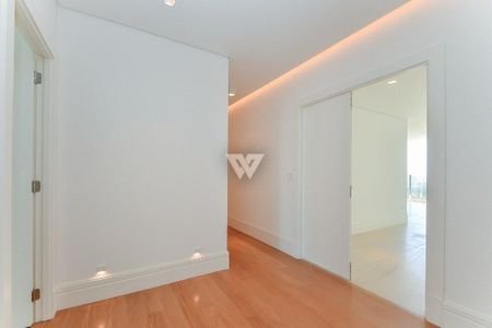 11_photo/94dce22459.666e4b8d599bd857-ATLAS-8bb2e5e0-64c4-4875-b452-24ece94c554c.jpg de apartamento à venda com 3 quartos, 342m² em Campo Comprido, Curitiba