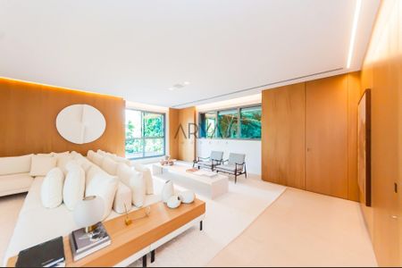 4_photo/94dce22461.8e338708da0e96a2-ATLAS-09435284-dabb-46bc-b5dd-61176fa3d11c.jpg de apartamento à venda com 3 quartos, 431m² em Campina do Siqueira, Curitiba