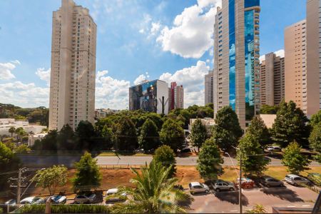 38_photo/94dce22461.8e338708da0e96a2-ATLAS-0c8c3735-9a56-47fa-b13b-9de1157ccbd2.jpg de apartamento à venda com 3 quartos, 431m² em Campina do Siqueira, Curitiba