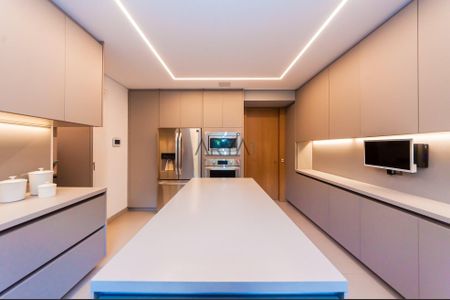 31_photo/94dce22461.8e338708da0e96a2-ATLAS-d53a3016-5038-4f25-81d7-157dcf0b3d98.jpg de apartamento à venda com 3 quartos, 431m² em Campina do Siqueira, Curitiba