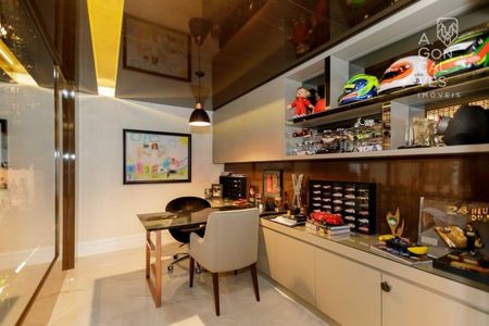 41_photo/94dce22461.bcafcd98728a911d-ATLAS-0531d0bd-4e9b-4e04-8806-9c1d38377262.jpg de apartamento à venda com 3 quartos, 431m² em Campina do Siqueira, Curitiba