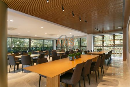 3_photo/94dce2248f.ed8de51b88f5d632-ATLAS-79c8e52f-6e78-4fc1-863d-d3c417ba3c2f.jpg de apartamento à venda com 3 quartos, 272m² em Campina do Siqueira, Curitiba