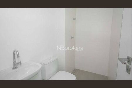 43_photo/94dce2248f.f2fa8bafb6b0959e-ATLAS-f79f40d9-3fa9-45e4-bbc3-33dc2a8b69e3.jpg de apartamento à venda com 3 quartos, 272m² em Campina do Siqueira, Curitiba