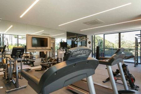 10_photo/94dce2248f.f2fa8bafb6b0959e-ATLAS-fa0aed4a-1eec-4915-ac98-bee021f7be2e.jpg de apartamento à venda com 3 quartos, 272m² em Campina do Siqueira, Curitiba