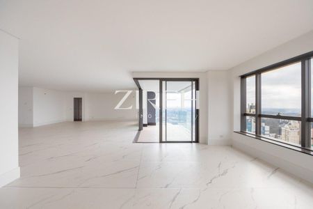 6_photo/94dce22599.09f6ffce6be90817-ATLAS-d83f4505-29b5-49b2-898b-e68a4bae7438.jpg de apartamento à venda com 3 quartos, 320m² em Ecoville, Curitiba