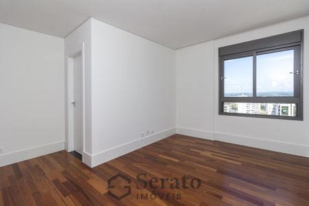 23_photo/94dce22599.7d210b5691813ee0-ATLAS-1bd3f9b5-0756-4fa7-9a14-6bbf4edf7ee9.jpg de apartamento à venda com 4 quartos, 320m² em Ecoville, Curitiba