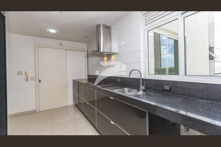 6_photo/94dce225cb.15f4a19d538e62fb-ATLAS-2fbdcf38-0372-4db2-950d-a4be0d34d60a.jpg de apartamento para alugar com 3 quartos, 122m² em Campo Comprido, Curitiba