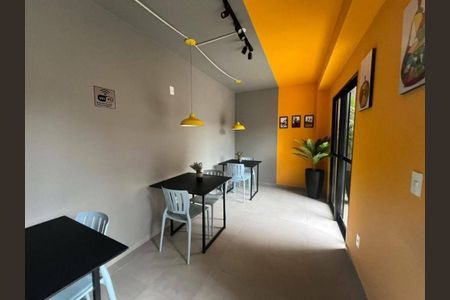 2_photo/94dce2266d.09a7dbc5a83024bc-ATLAS-21ff1d4a-cf9a-4a2f-a6d9-8437420a74d6.jpg de kitnet/studio para alugar com 1 quarto, 10m² em Mossunguê, Curitiba