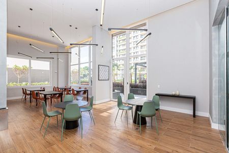 9_photo/94dce2267d.3714cccd63f8fe2d-ATLAS-97a1144c-9dd5-4b3a-b304-7886f2eb7e71.jpg de apartamento à venda com 3 quartos, 193m² em Campo Comprido, Curitiba