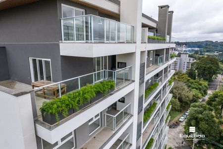 7_photo/94dce2267d.3714cccd63f8fe2d-ATLAS-a66c1f80-5177-481e-b2ff-820e866c00a3.jpg de apartamento à venda com 3 quartos, 193m² em Campo Comprido, Curitiba