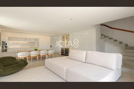8_photo/94dce2267f.8cbbc6e43ead3576-ATLAS-11300ecc-aac8-42fd-b553-6d9263b23f8a.jpg de apartamento para alugar com 3 quartos, 194m² em Ecoville, Curitiba