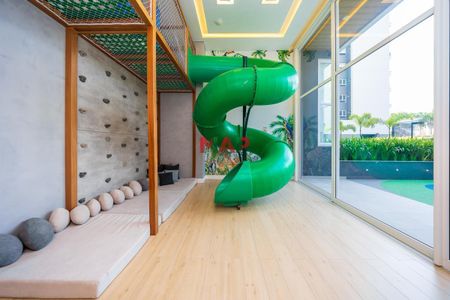 7_photo/94dce2267f.b81a1087159d0cfd-ATLAS-5a272fbb-56f2-4fd8-8e51-b9452a0d7ea3.jpg de apartamento à venda com 3 quartos, 194m² em Ecoville, Curitiba