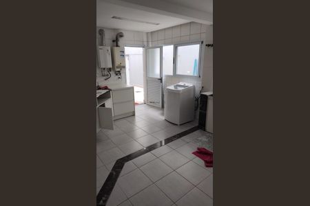 12_photo/94dce226a1.7d210b5691813ee0-ATLAS-fbb1f3b7-941e-4e12-a652-c2dc8a5a82d2.jpg de casa de condomínio à venda com 3 quartos, 315m² em Campo Comprido, Curitiba