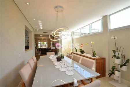 2_photo/94dce226d9.1463d70521bc8e9f-ATLAS-085bf47d-e1df-4e60-b97e-a972e513e059.jpg de casa à venda com 4 quartos, 220m² em Mossunguê, Curitiba