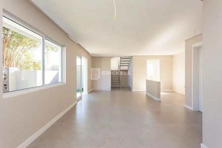 7_photo/94dce22879.d1325d9d06f328eb-ATLAS-7def088d-8a8e-4099-999a-c305bebd68cf.jpg de casa à venda com 0 quarto, 252m² em Mossunguê, Curitiba