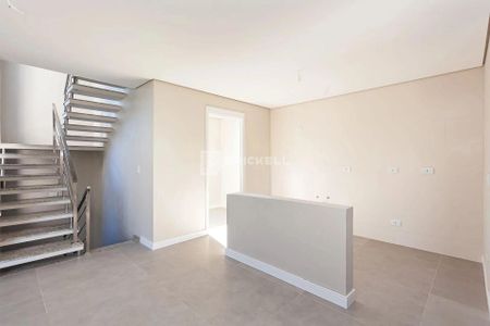 8_photo/94dce22879.d1325d9d06f328eb-ATLAS-a146cfc6-12e1-4c7f-8a06-48ee30a050a8.jpg de casa à venda com 0 quarto, 252m² em Mossunguê, Curitiba