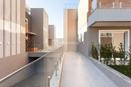 12_photo/94dce22879.d1325d9d06f328eb-ATLAS-c16bc47a-822c-4134-9a08-85ec2f4c8d47.jpg de casa à venda com 0 quarto, 252m² em Mossunguê, Curitiba