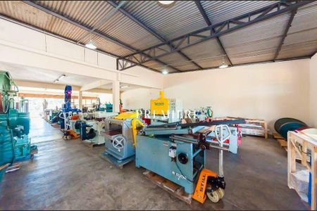 26_photo/94dce22a41.49e5f4e107e90c19-ATLAS-3728c683-6460-4571-ba92-7a8a73e8e35c.jpg de casa para alugar com 2 quartos, 1021m² em Mossunguê, Curitiba