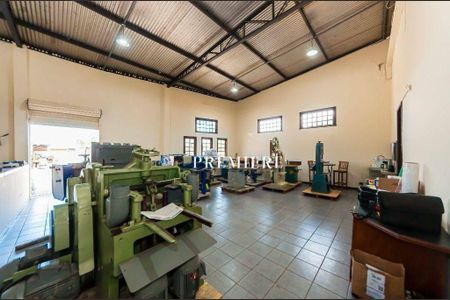 29_photo/94dce22a41.49e5f4e107e90c19-ATLAS-4c513c7d-56c5-44d4-8fbf-faaac9547fb6.jpg de casa para alugar com 2 quartos, 1021m² em Mossunguê, Curitiba