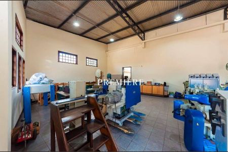 30_photo/94dce22a41.49e5f4e107e90c19-ATLAS-e4a14e22-8669-4e99-959b-3fd4bf5eceff.jpg de casa para alugar com 2 quartos, 1021m² em Mossunguê, Curitiba